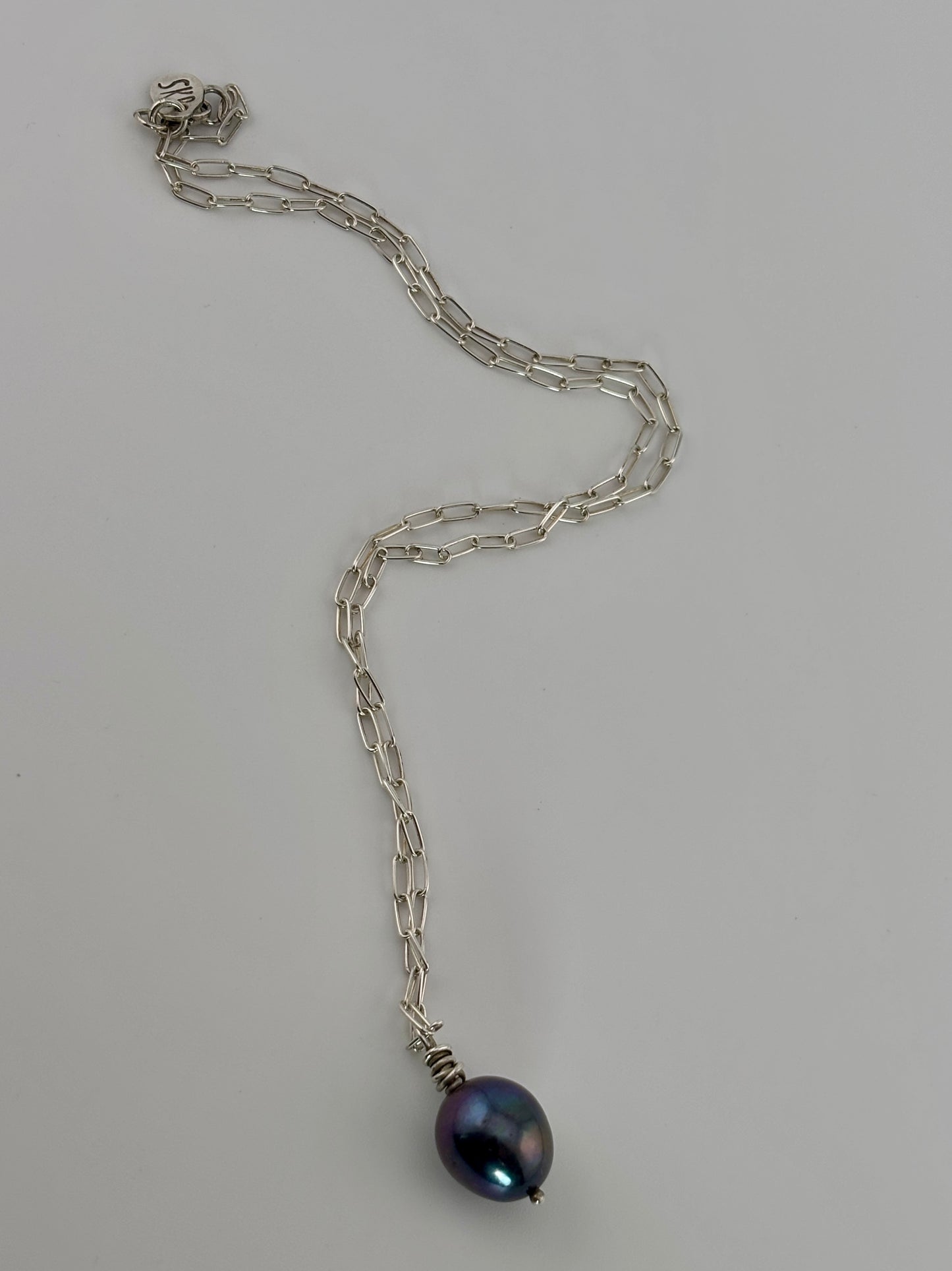 Solo Pearl Necklace