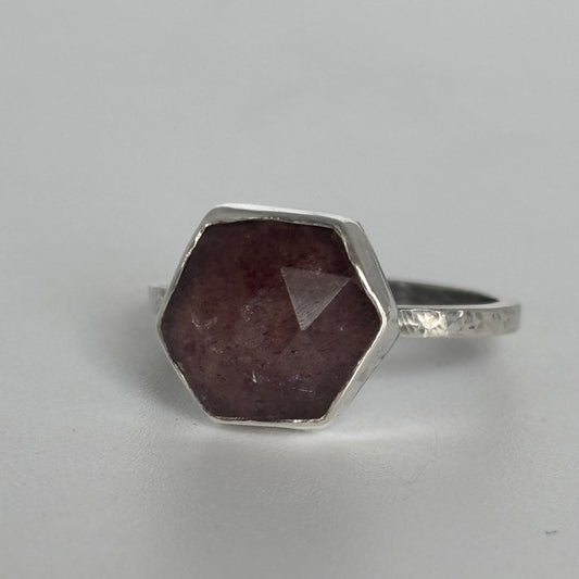 Strawberry Quartz Hex