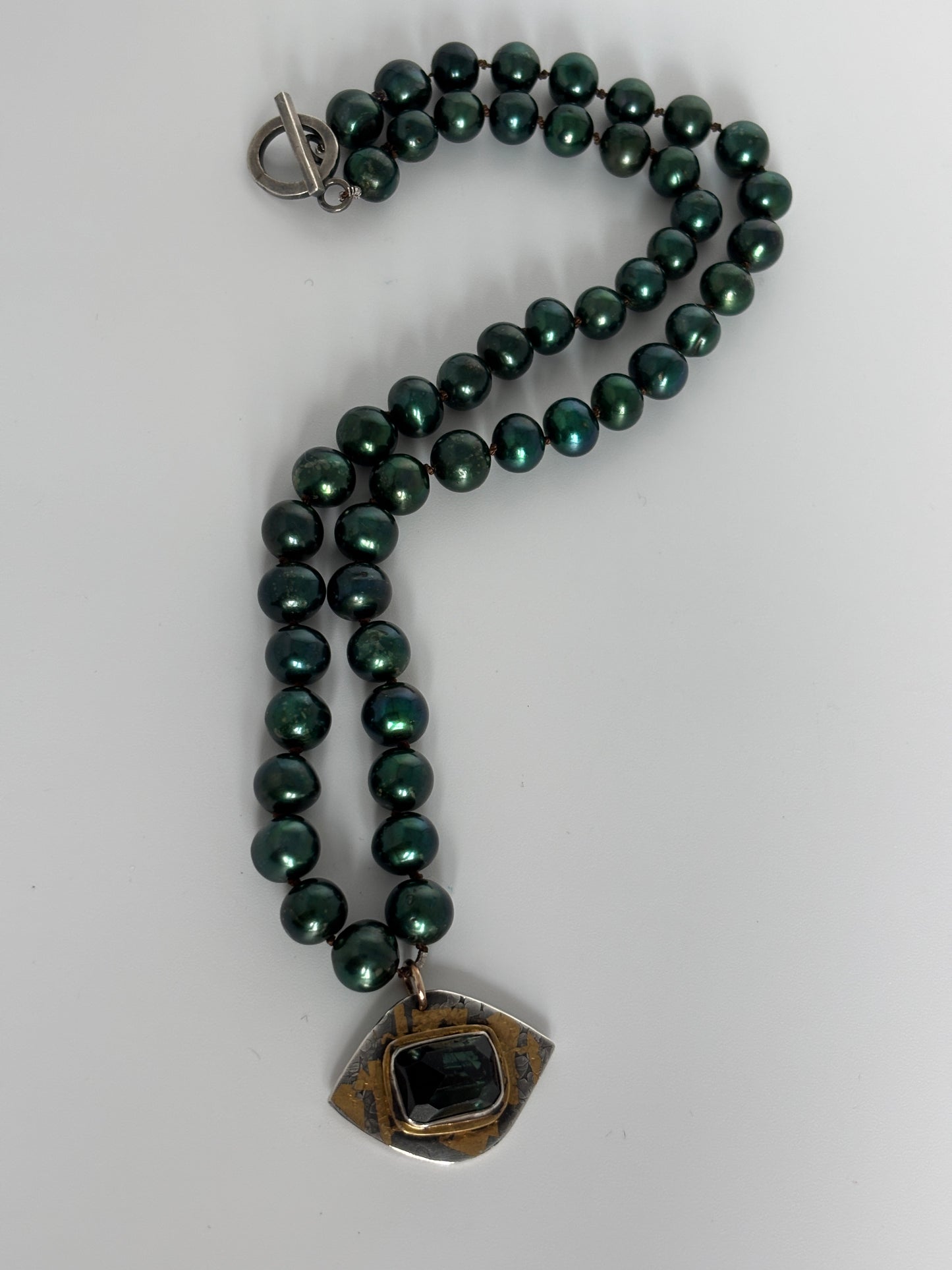Emerald Eye-land Necklace