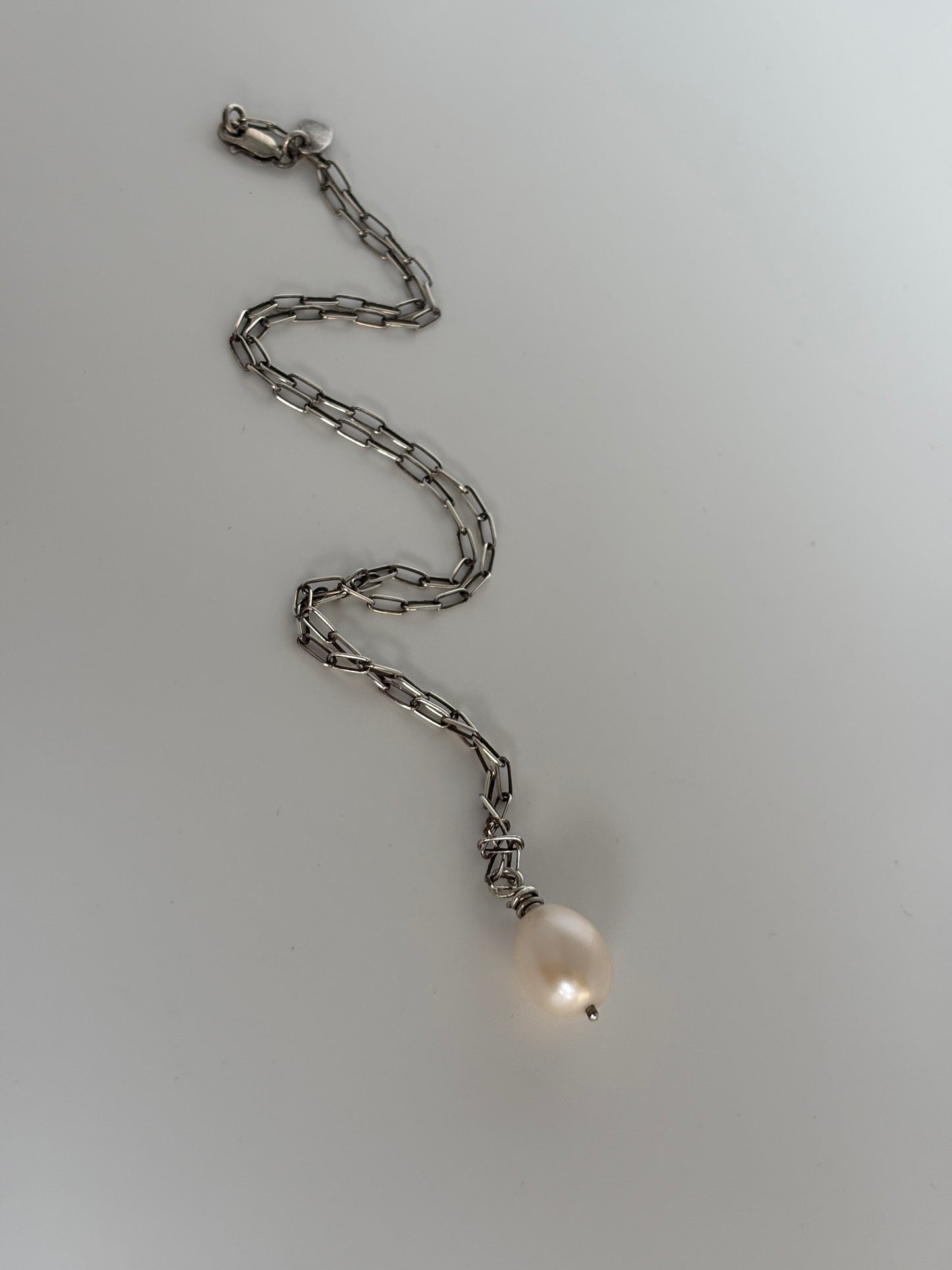 Solo Pearl Necklace
