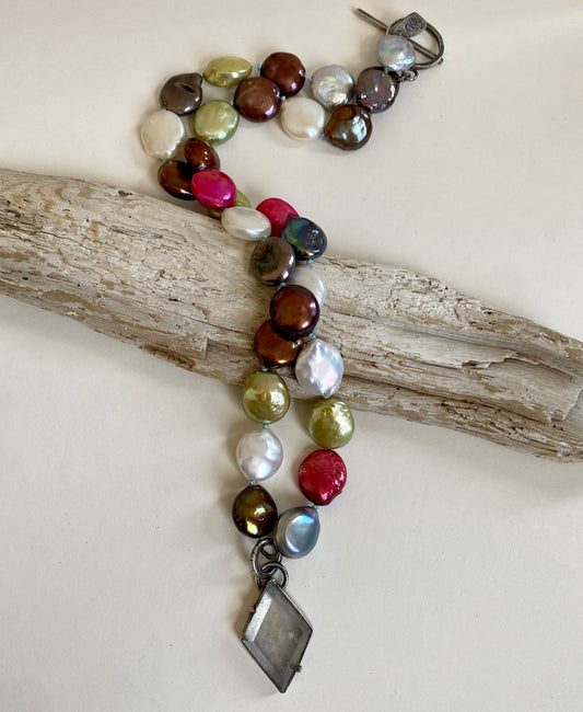 Multi-color pearl and quartz necklace