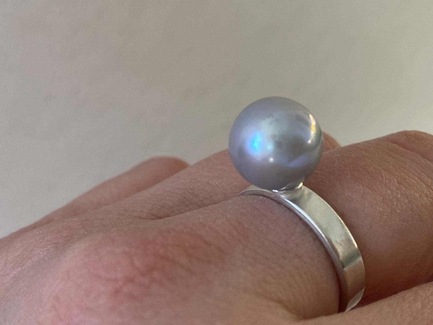 Gray Edison Pearl Cocktail Ring